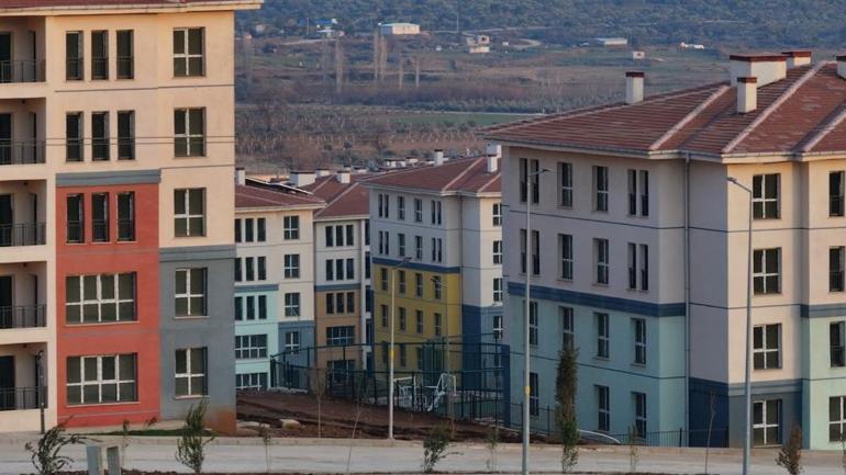 Çevre, Şehircilik ve İklim Değişikliği Bakanı Murat Kurum: Bu mutluluğu tüm yüzlerde görmek için bize ne durmak var ne de yorulmak