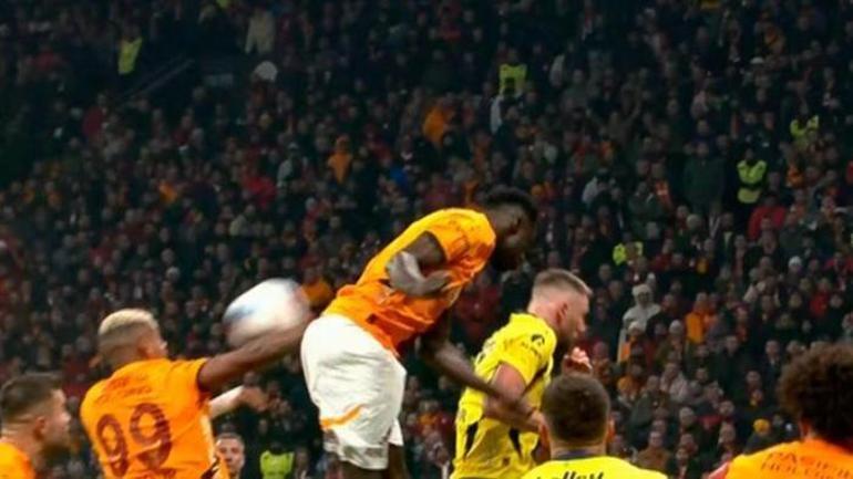 Fırat Aydınus ha valutato la prestazione di Slavko Vincic nel derby Galatasaray - Fenerbahçe. Ha sfruttato il vantaggio degli arbitri stranieri.