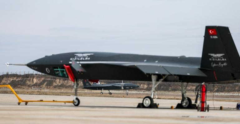 Bayraktar Kızılelmanın uçuş testleri başarıyla devam ediyor