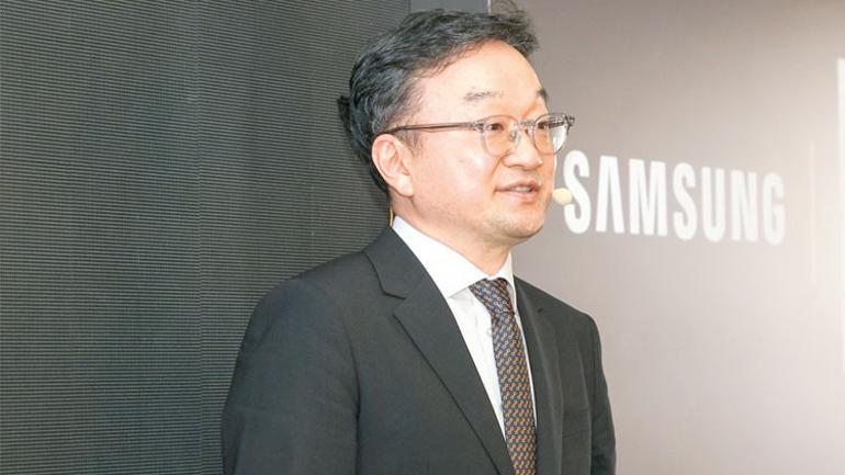 Nevruz köyünün Kale gibi kadınları