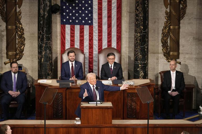Dünyanın beklediği açıklama geldi... Trump: Zelenski masaya gelmeye hazır
