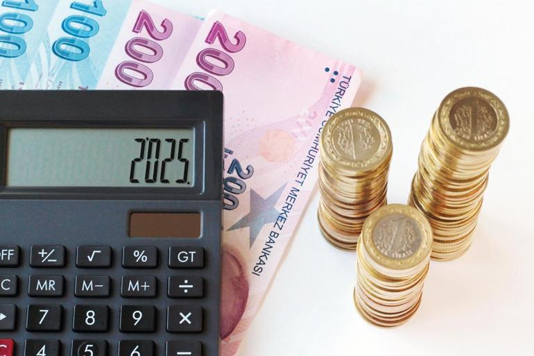 Piyasa yıl sonu tahminlerini 28.30’dan 28.04’e çekti... Enflasyonda beklentiler iyileşiyor