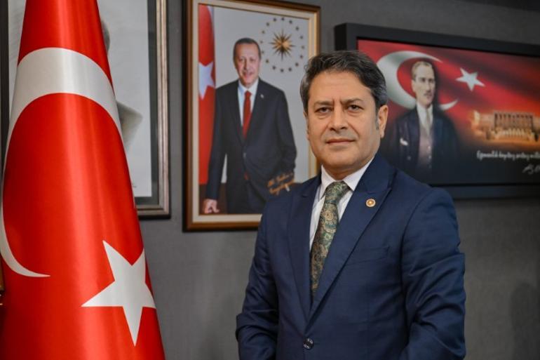 Büyük dedesi Osmanlı subayıydı... ABDli Ermeni avukat Türk vatandaşlığı aldı | Bugün hayatımın en mutlu günü