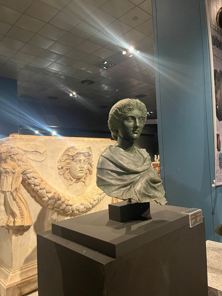 Bakan Ersoy: 2018’den bu yana yaklaşık 8.967 eseri ait olduğu topraklara geri getirdik