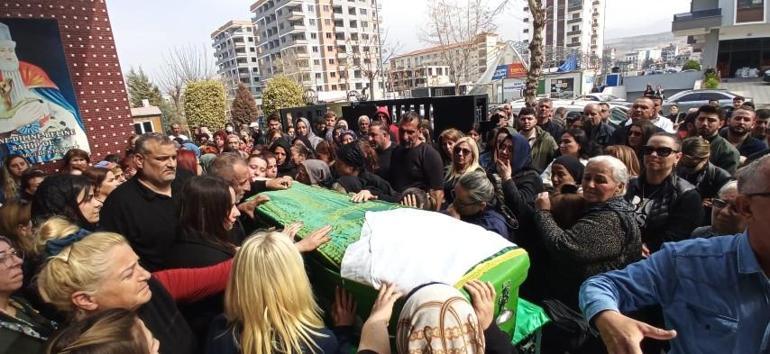 Sevcan hemşireye acı veda Tabutunu kadınlar taşıdı... Eşi canice katletmişti
