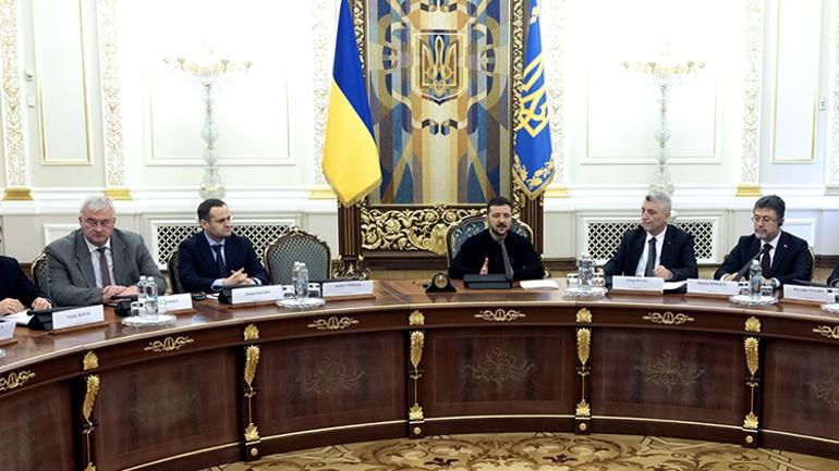 Bakan Bolat ile Yumaklı Zelenskiy ile görüştü