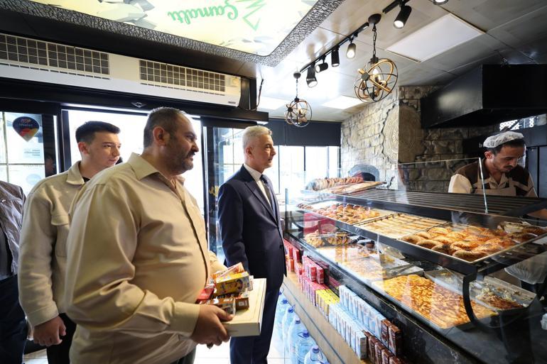 Ticaret Bakanı Bolat, boykot çağrılarına karşı esnafı ziyaret etti