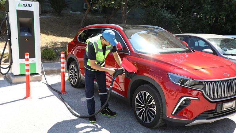 Bakan Uraloğlu açıkladı: Elektrikli araç şarj istasyonu 11 bini, soket sayısı 28 bini aştı