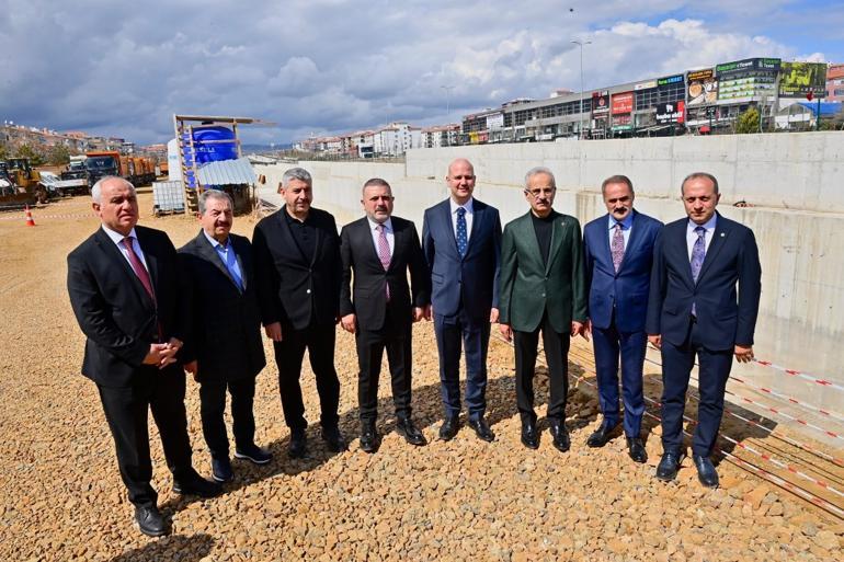 Ulaştırma ve Altyapı Bakanı Uraloğlu, Sincan OSB-Yenikent-Kazan Soda Demiryolu Projesi çalışmalarını inceledi