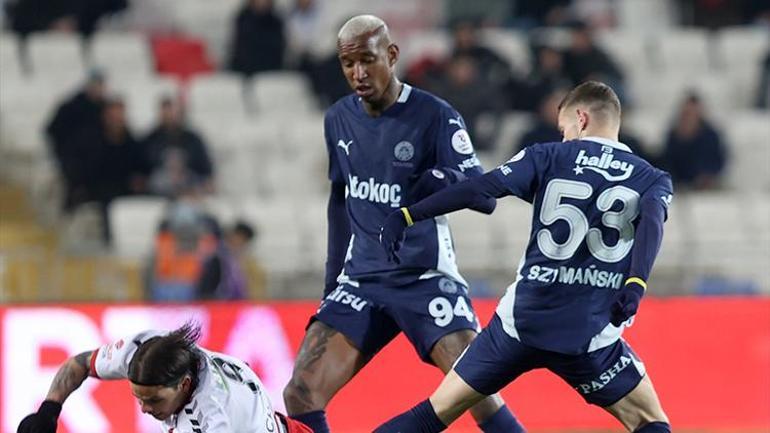 Sivasspor galibiyeti sonrası Fenerbahçeli yıldıza övgü: Her girdiğinde maçın kaderine dokunuyor