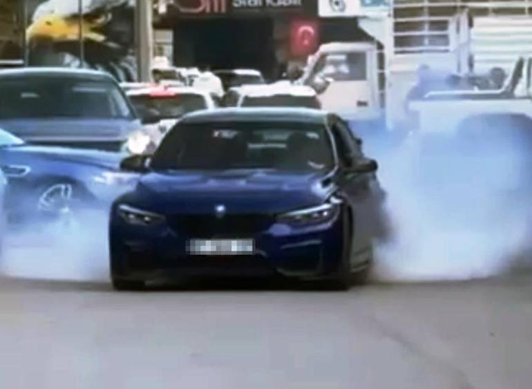 Sanayi sitelerindeki zanaatkârın tüccarları hamamböceği
