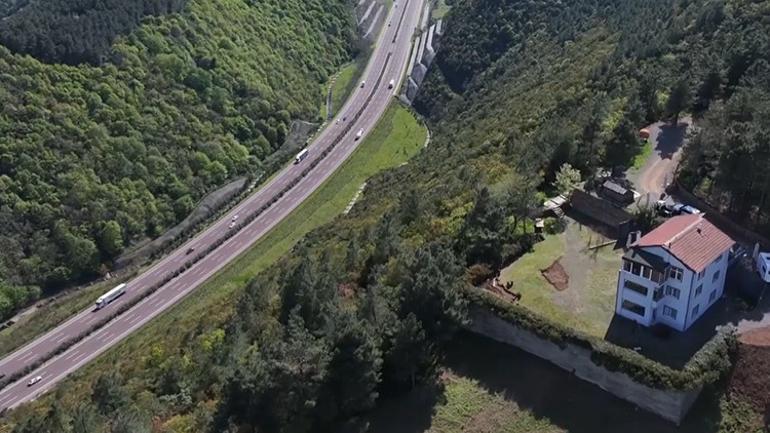 Herkesten nefret ediyorum evi satılığa çıkarıldı... Milyonlar sahibini merak ediyordu