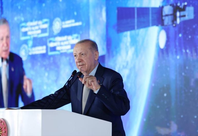 Son dakika... Cumhurbaşkanı Erdoğan: Geçmişte bedel ödeten bayat senaryolar tedavüle konulmaya çalışılıyor