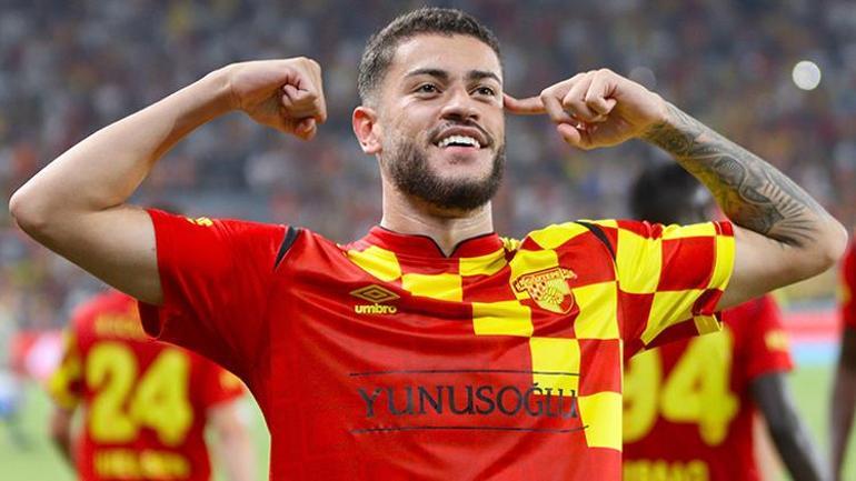 Romulo-Bombe vom Super-League-Giganten Das erste Treffen findet statt