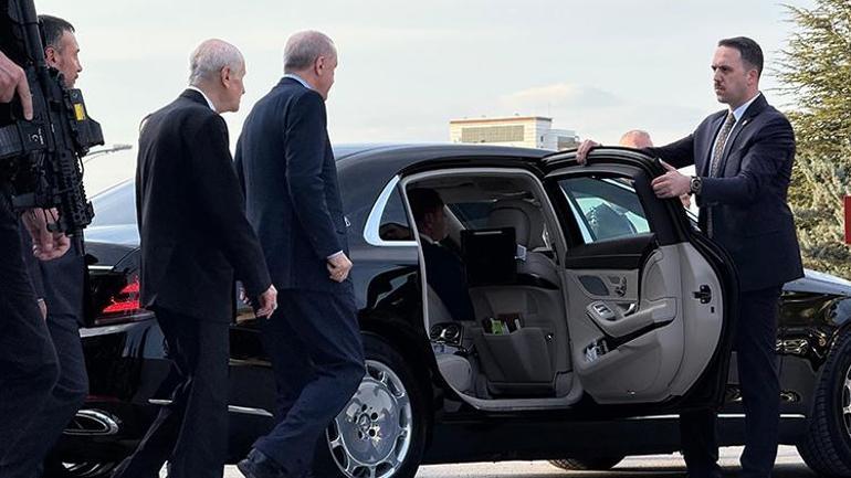 Son dakika... Cumhurbaşkanı Erdoğan, MHP lideri Bahçeli ile görüştü
