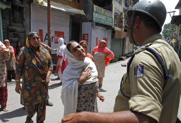 78 yıldır bitmeyen bir kriz: Hindistan ve Pakistan, Keşmir nedeniyle bir kez daha savaşın kıyısında | Keşmirin çatışmalarla dolu tarihi...