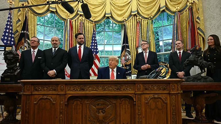 Trump dünyayı sarsacak demişti... İşte merakla beklenen duyuru