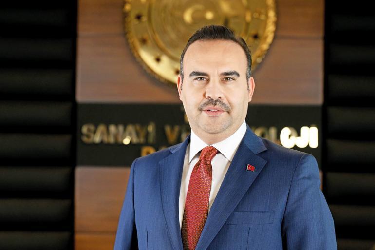 Sanayi üretimi martta yara sardı