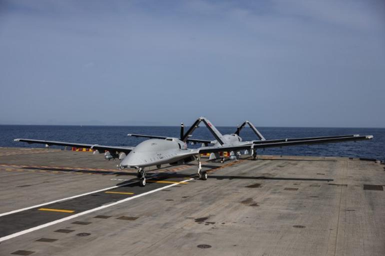 DENİZKURDU-2025 Tatbikatında Bayraktar TB3 gösterisi | TCG Anadoluya intikal, kara hedeflerine salvo atışı