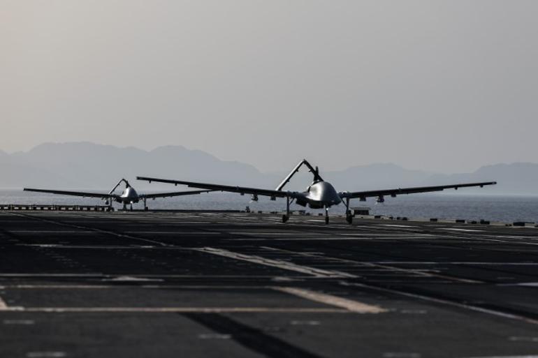 DENİZKURDU-2025 Tatbikatında Bayraktar TB3 gösterisi | TCG Anadoluya intikal, kara hedeflerine salvo atışı