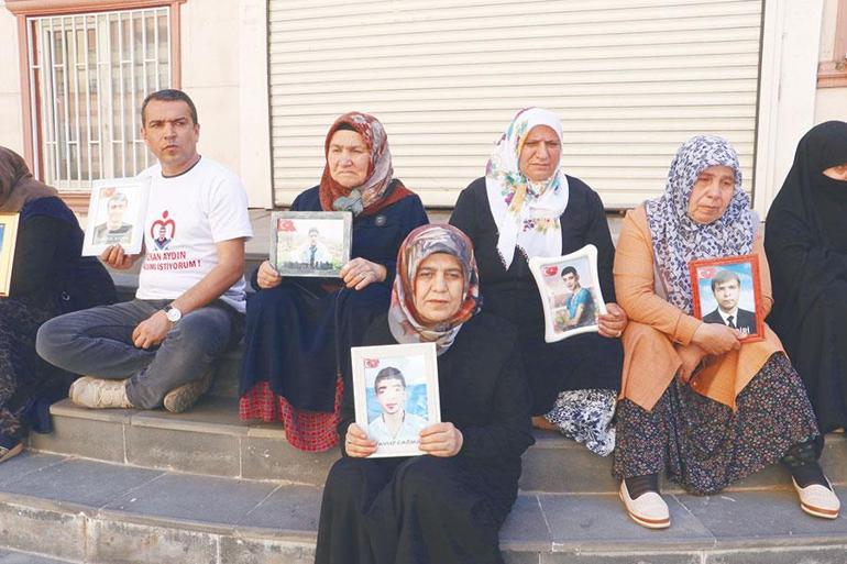 PKK kendini feshetti... Yarım asırlık terör belasında sona gelindi
