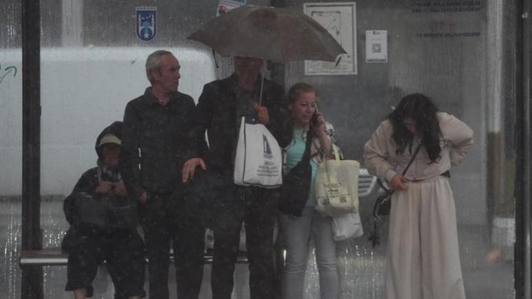  Meteorolojiden yeni hava durumu raporu... 25 ilde sarı kodlu alarm Sağanak, sel, kuvvetli rüzgar uyarısı