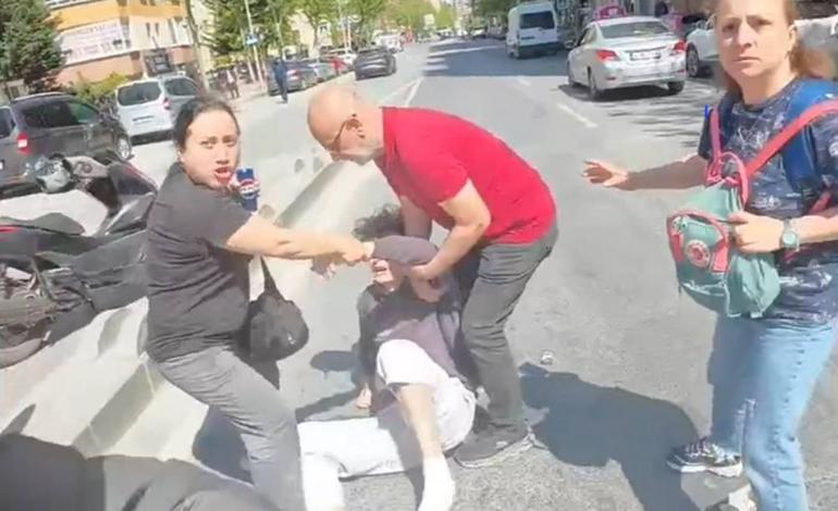  Aracından inip yaya geçidindeki genci dövdü