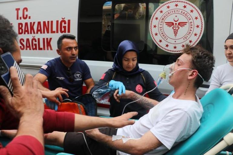  3 kişiyi mahalleli kurtardı