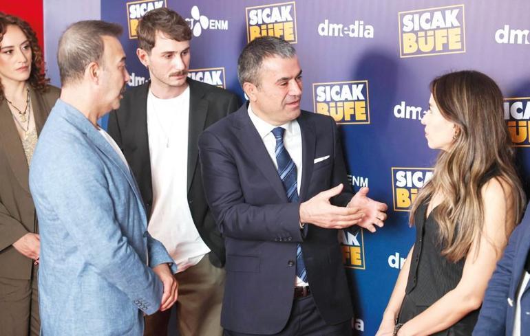 Sıcak Büfe güldürmeye hazır