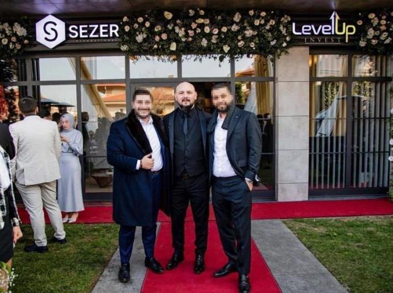 Ertuğruldan 200 milyonluk vurgun Fransızca pankart açtılar... Vaadini duyan parayı basmış