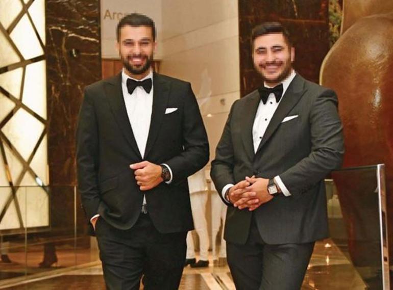 Ertuğruldan 200 milyonluk vurgun Fransızca pankart açtılar... Vaadini duyan parayı basmış