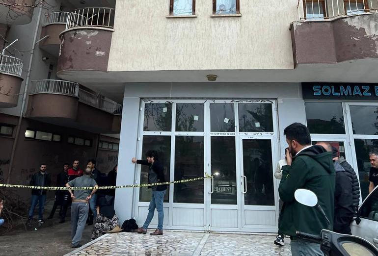  Canını kurtarmak için kaçmaya çalışıyormuş