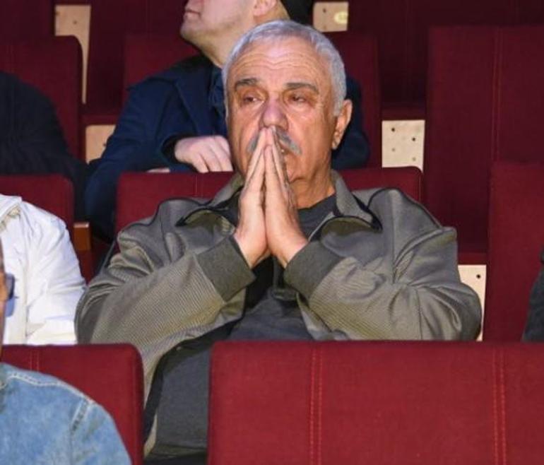 Şimdi yapayalnız kaldık Ali Özgentürke dostlarından veda