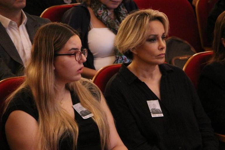 Ali Özgentürke veda... Babasına son kez baktı...