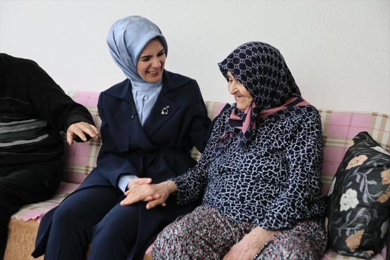 70 yıllık evli çifte Bakan Göktaştan ziyaret