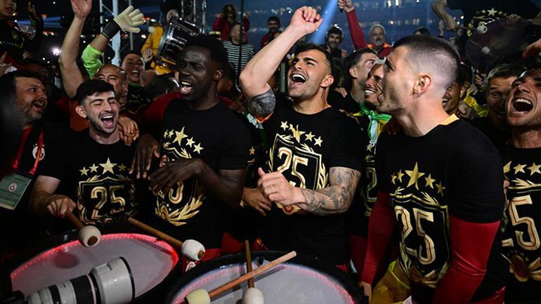 Galatasaray’ın yükselen gücü Okan Buruk ‘Bu gidişle dördüncü de gelir, beşinci de’, ‘Oyuncudan önce oyun transferi yapması gerekiyor’