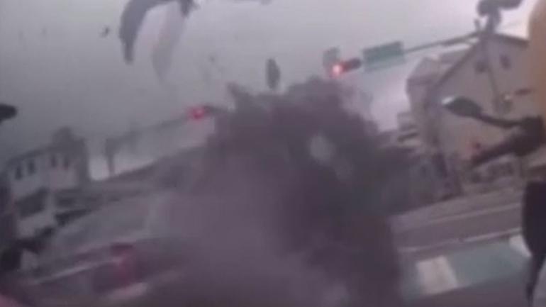 Kavşaktaki can pazarı kamerada Saniyeler içinde felaket yaşandı