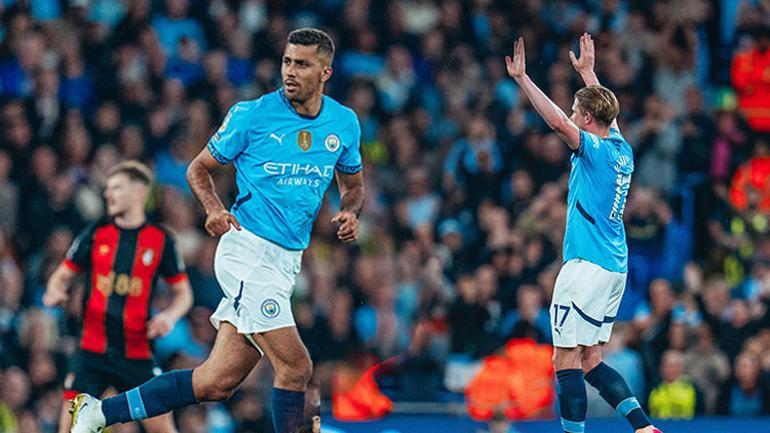 Manchester City 3 golle kazandı