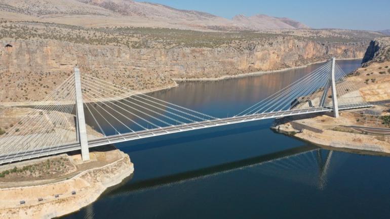 Doğunun boğaz köprüsü 10 yaşında Bakan Uraloğlu: 3,3 milyar lira tasarruf sağladık