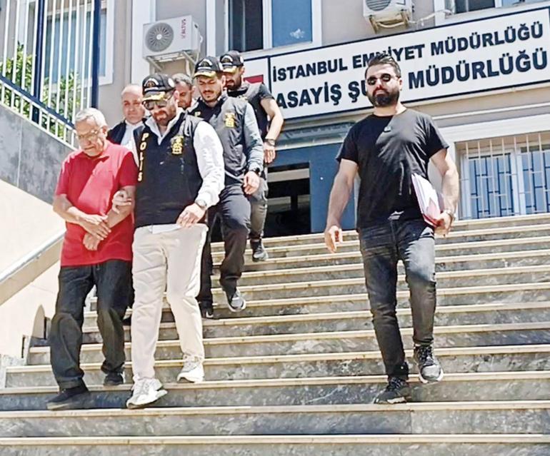 2 kadın 1 adam