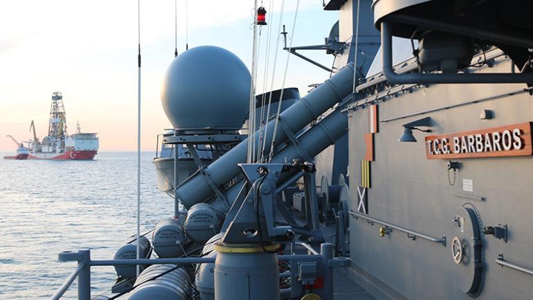 TCG Barbaros görevinin başında Göz açtırmıyor