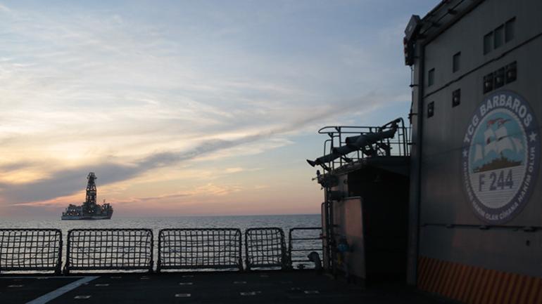 TCG Barbaros görevinin başında Göz açtırmıyor