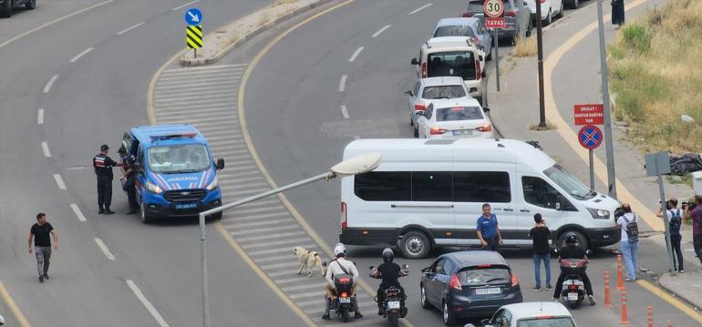 Diyarbakırda baba ile 15 yaşındaki oğlu vahşice öldürülmüştü Sorguda suçunu itiraf etti