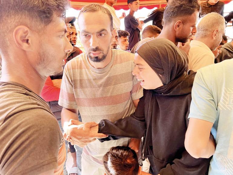 İsrail’in bombaları annenin yüreğine düştü... 10 çocuğundan 9’u saldırıda öldü