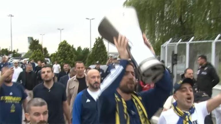 EuroLeague şampiyonu Fenerbahçe Beko, İstanbula indi