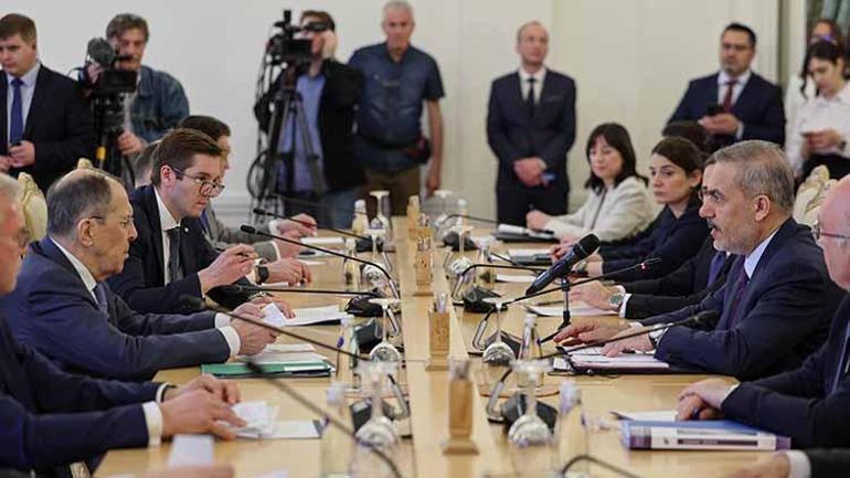 Dışişleri Bakanı Hakan Fidan Rus mevkidaşı Lavrov ile görüştü