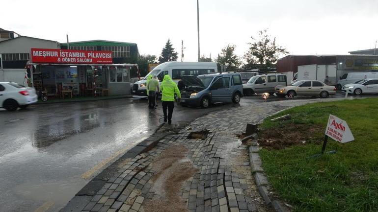 Sağanak vurdu Malatyada hastane tavanı ve yollar çöktü