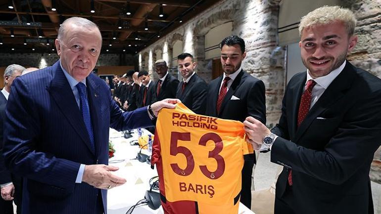 Cumhurbaşkanı Erdoğan şampiyon Galatasarayı kabul etti