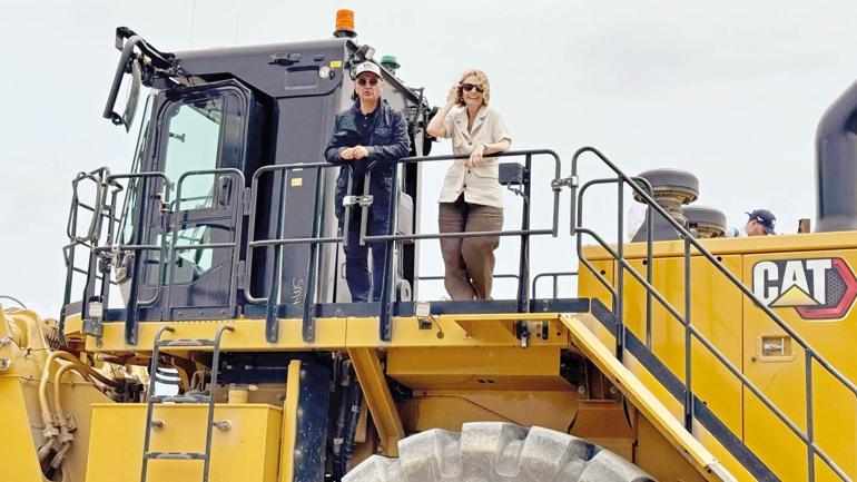 Çöpteki dozeri ‘sıfırladı’ Harvard’a girdi