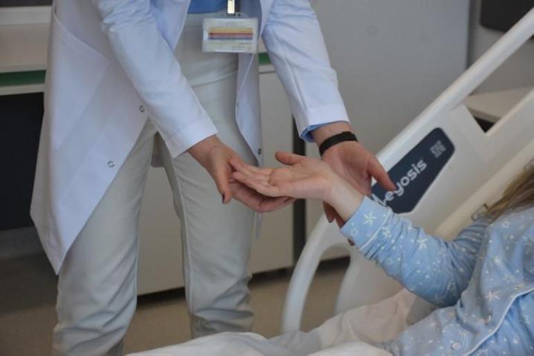 Üniversiteli Fatmanın hayatı kabusa dönmüştü; sağlığına kavuştu | Artık her şeye dokunmak istiyorum
